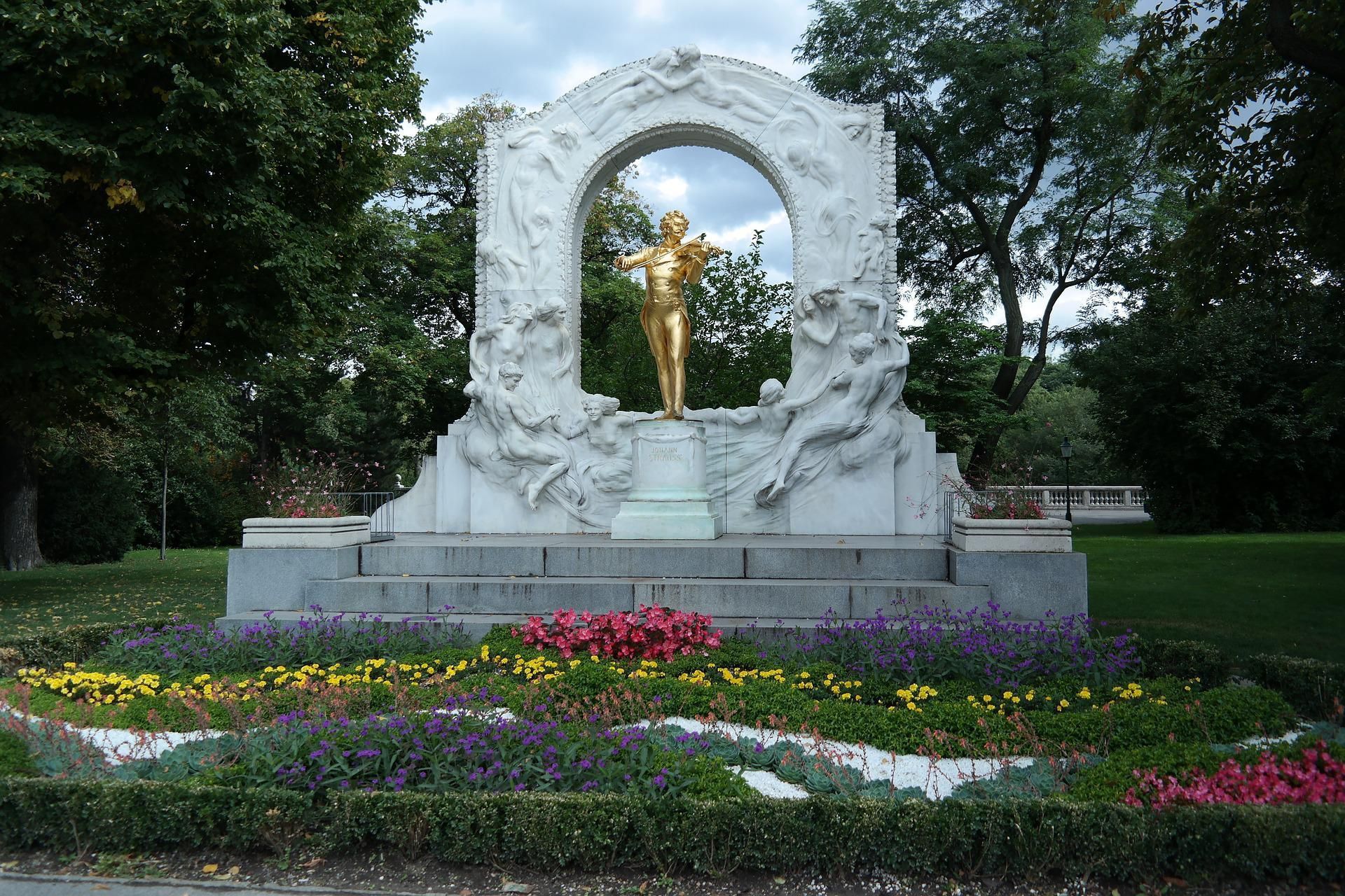 Monumento a Johann Strauss en el Stadtpark vienés.