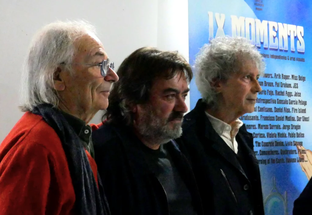 Gualberto, Ricardo Miño y Antonio Smash, en la entrega del Premio Moments al primero de ellos.