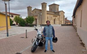 Cada vez que paso cerca algo me empuja a visitar esta iglesia de Frómista, que me vuelve loco.